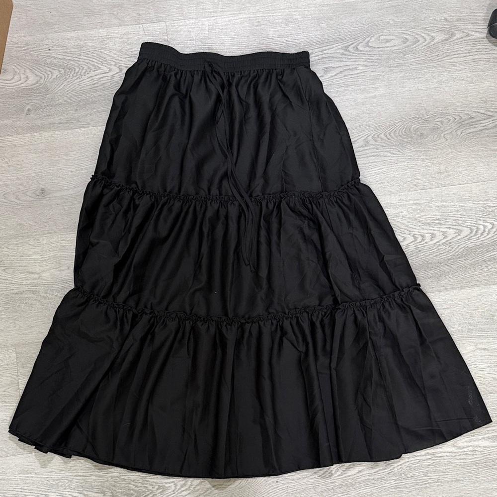 Elegant Black Tiered Skirt